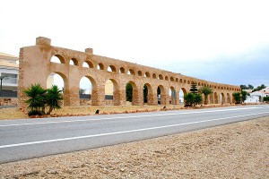 Acueducto El Real / The Aqueduct El Real